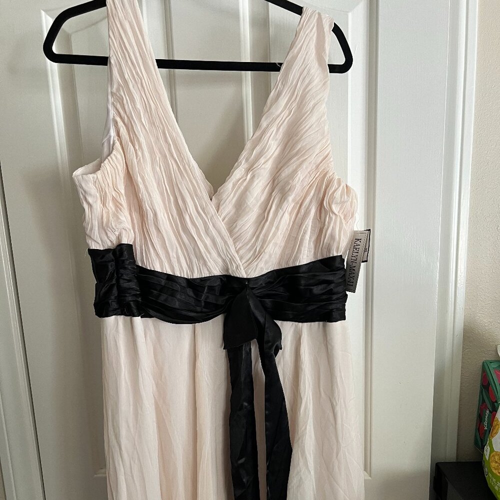 midi dress cream and black